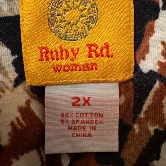 Ruby Rd top - Picture 2 of 3